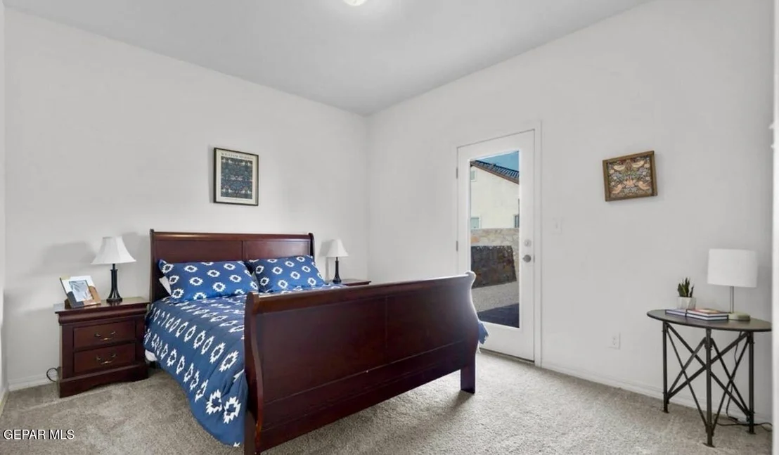 Photo of 528 CEDARWOOD Drive
