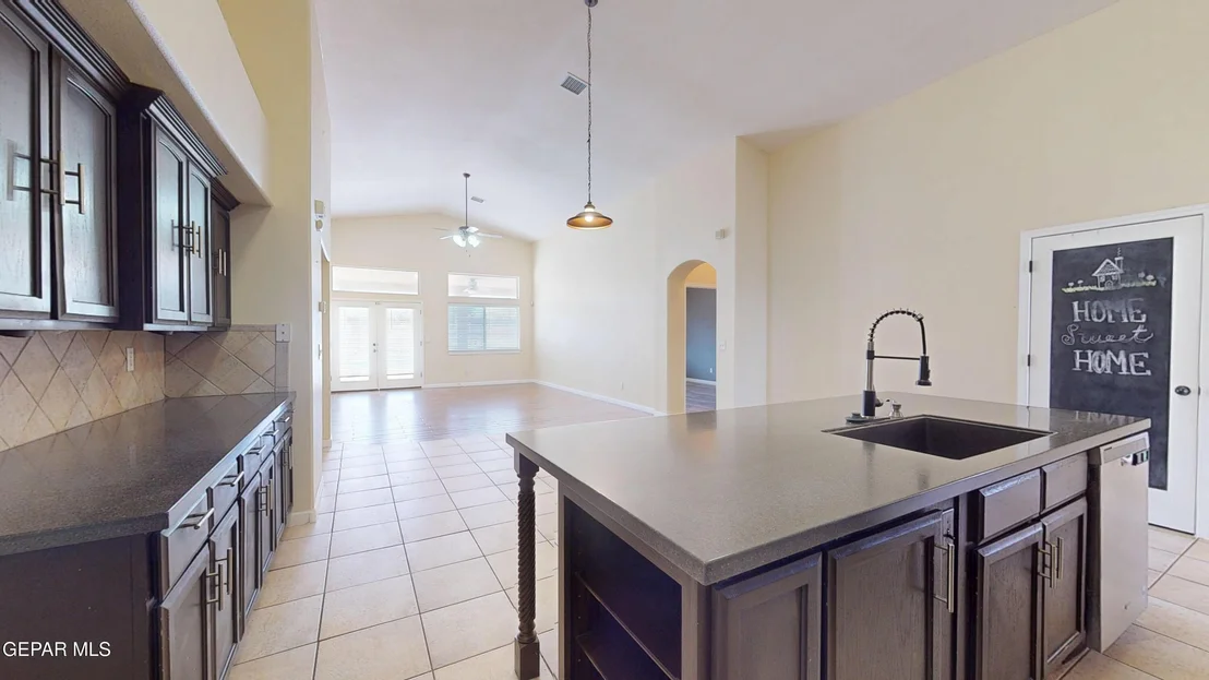 Photo of 820 La Florida Drive