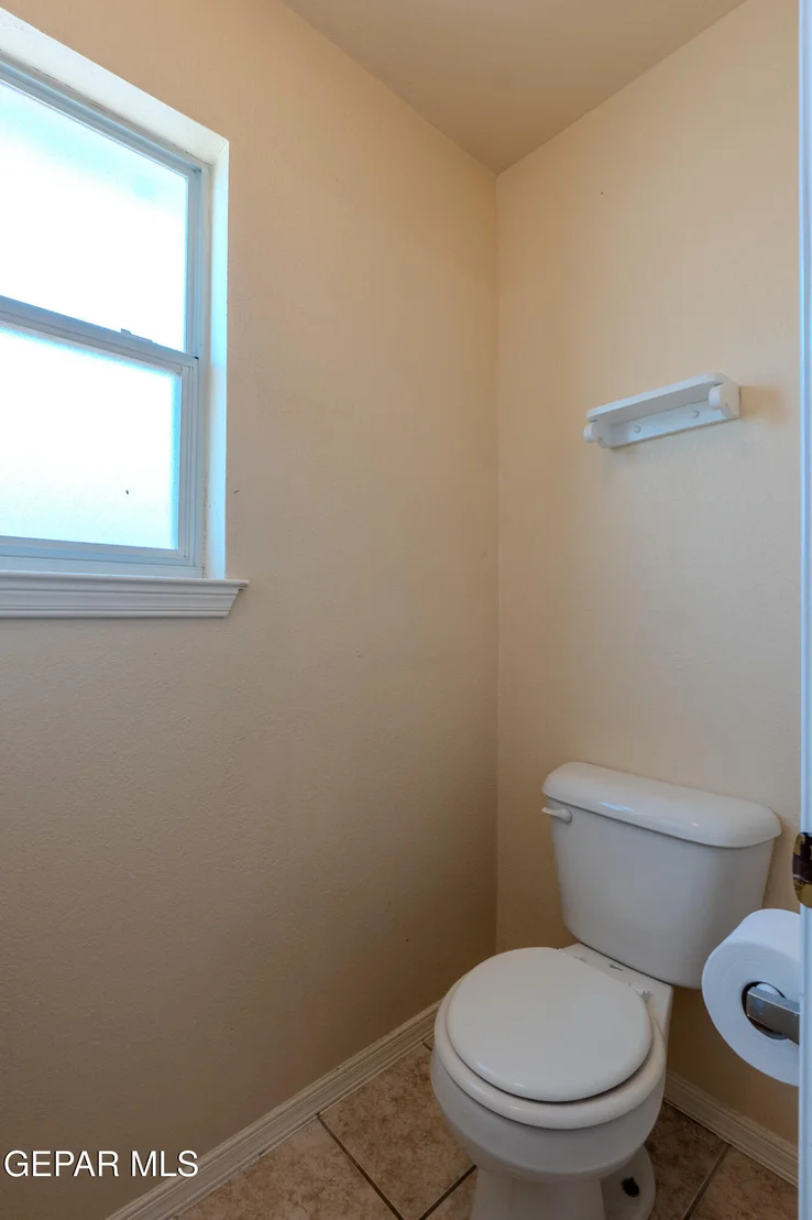 Photo of 5721 LAUREL CLARK Lane