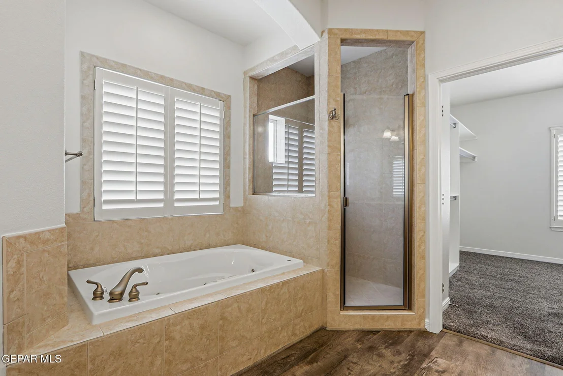 Photo of 6516 WIND RIDGE Drive