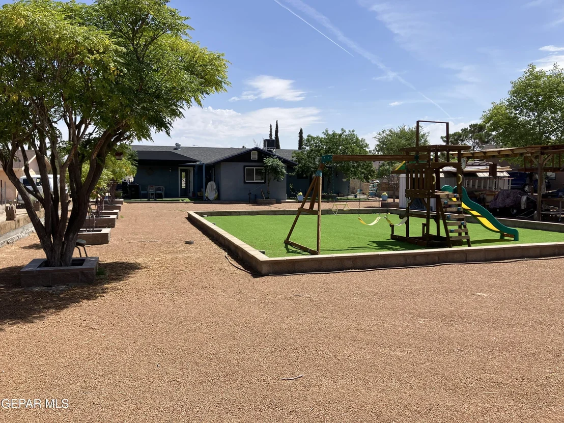 Photo of 121 Green Desert Circle