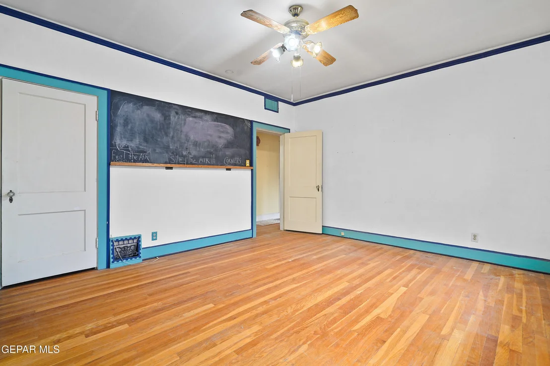 Photo of 715 CINCINNATI Avenue