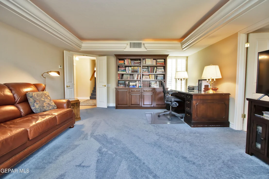 Photo of 517 Stonebluff Road