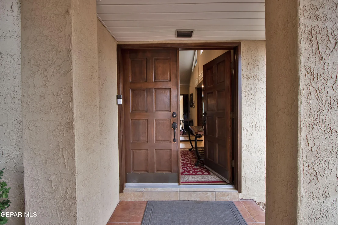Photo of 308 Stotts Avenue