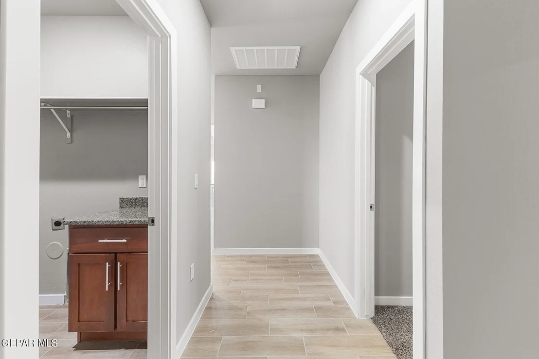 Photo of 15261 Composition Avenue