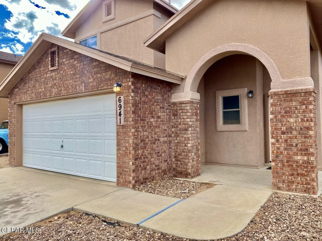 Photo of 6941 Jericho Tree Drive