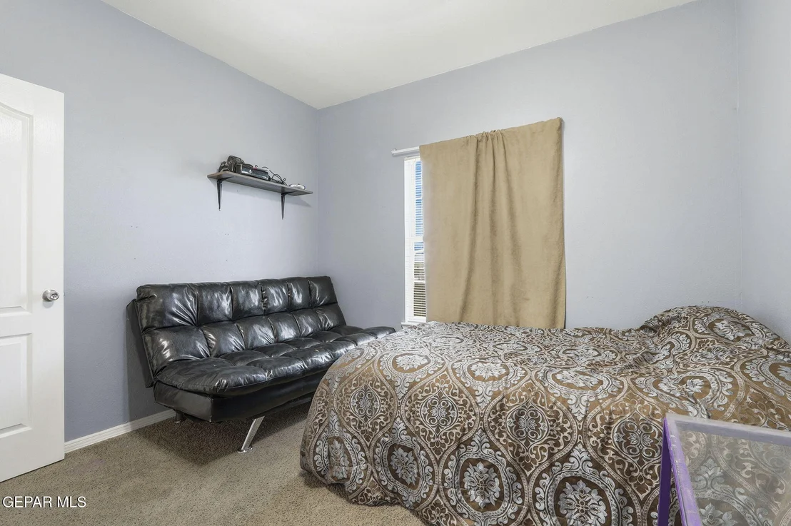 Photo of 12720 SETTING SUN Drive