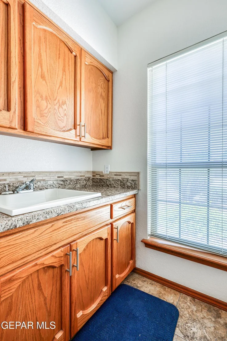 Photo of 6617 Isla del Rey Drive
