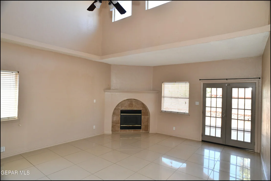Photo of 1345 DIANA NATALICIO Drive