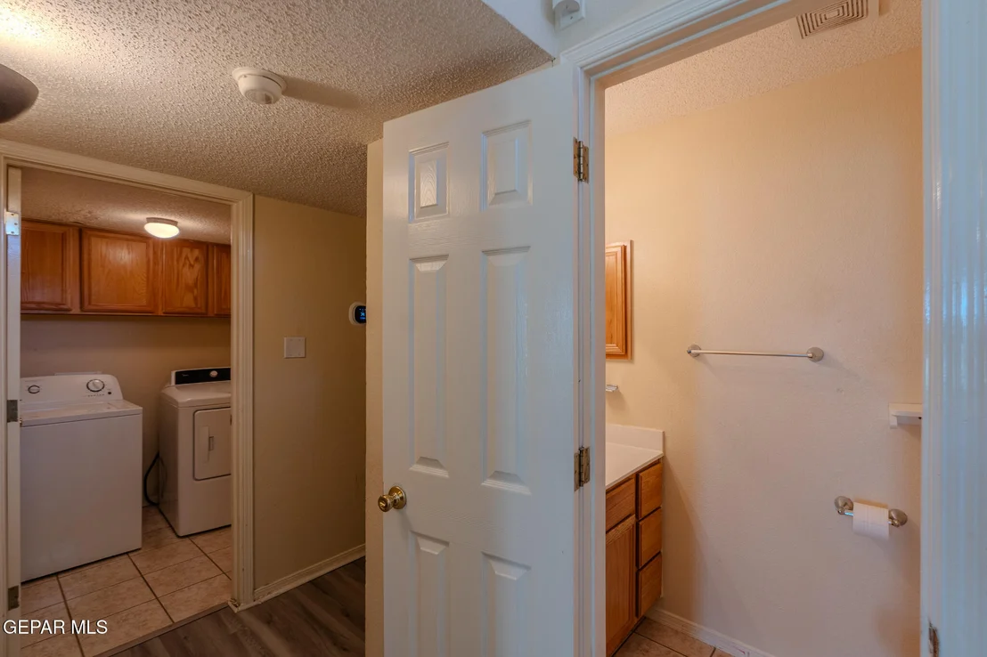 Photo of 5721 LAUREL CLARK Lane