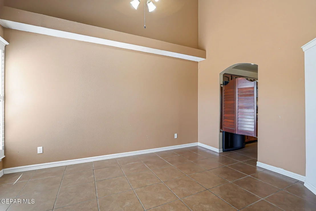 Photo of 6108 River Park Place