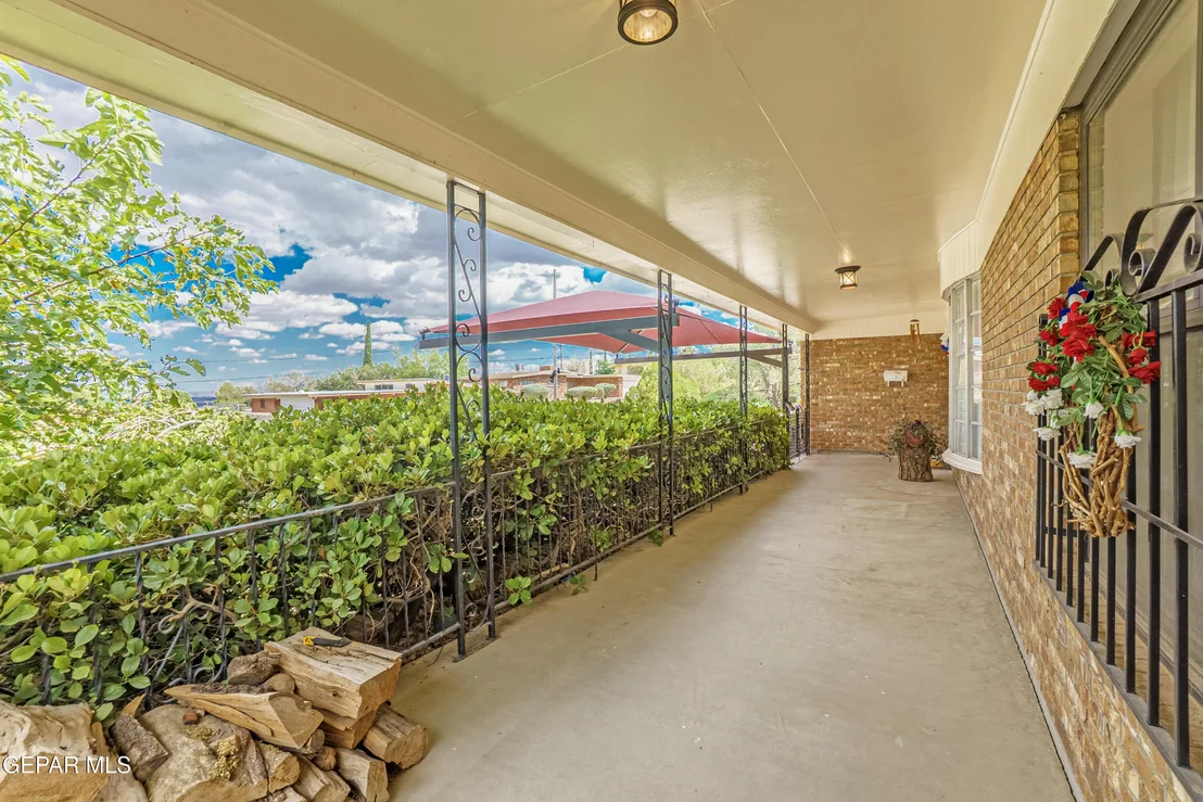 Photo of 8711 GALENA Drive