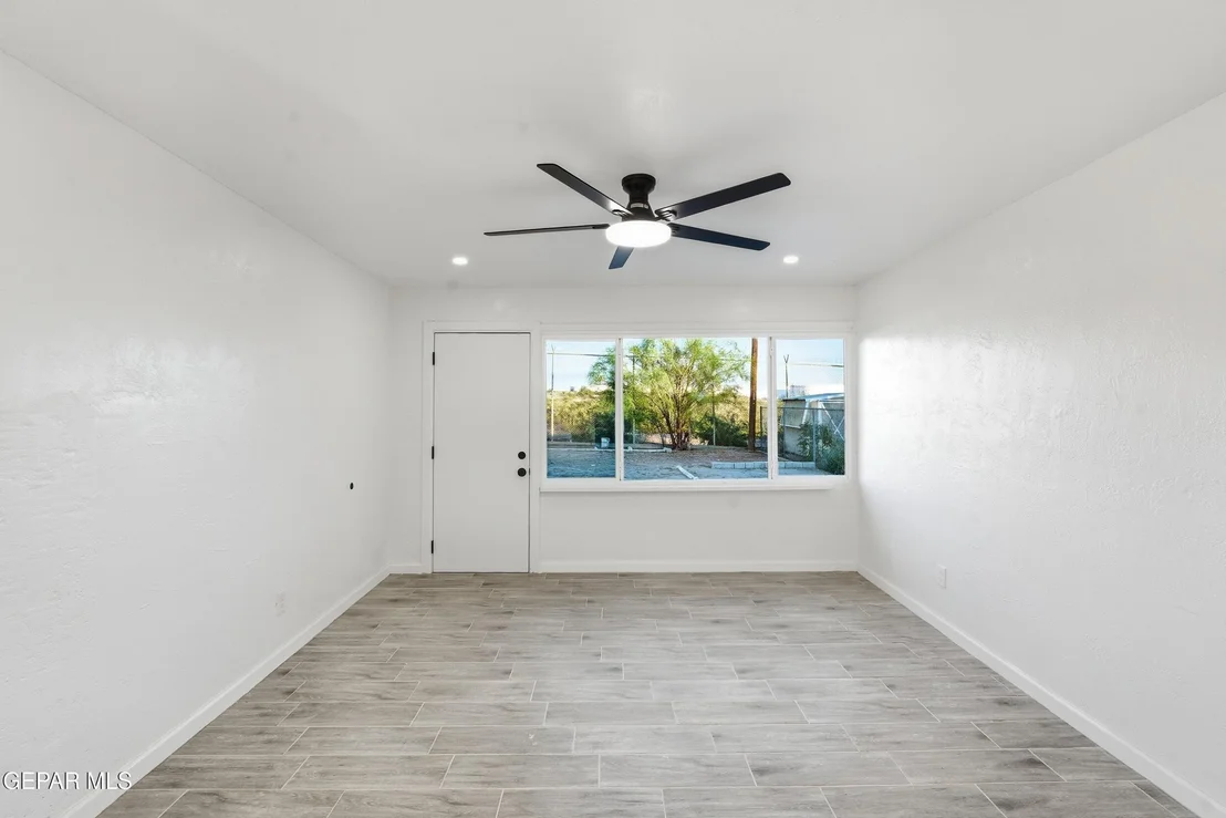 Photo of 1030 MARLOW Road