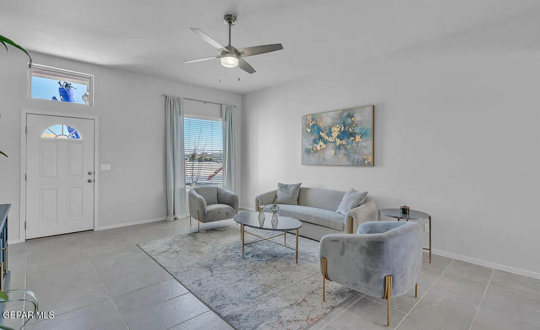Photo of 949 Sandhurst Place