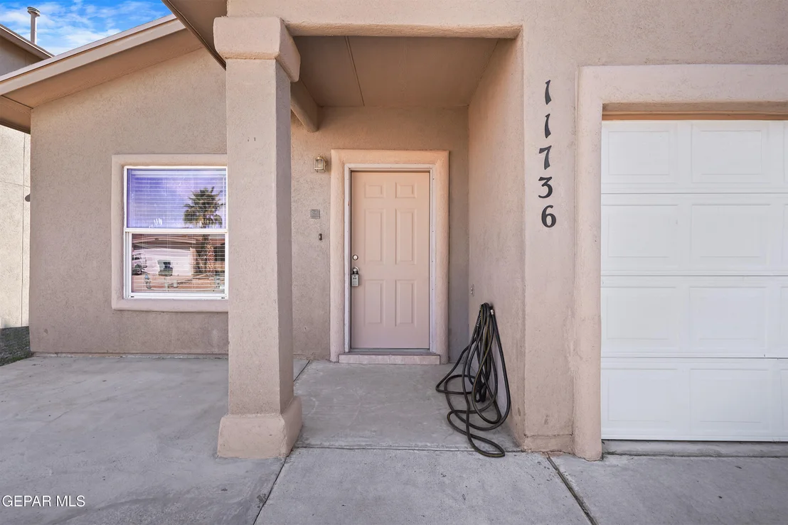 Photo of 11736 JIM WEBB Drive