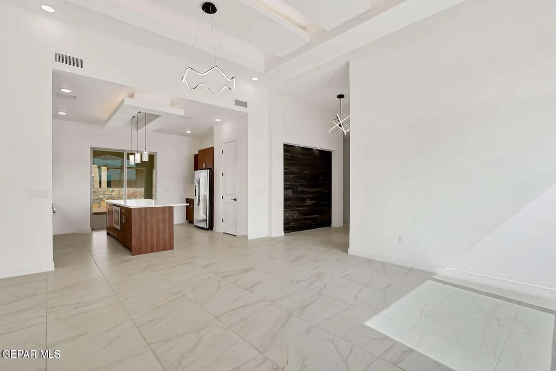 Photo of 933 ADA Lane