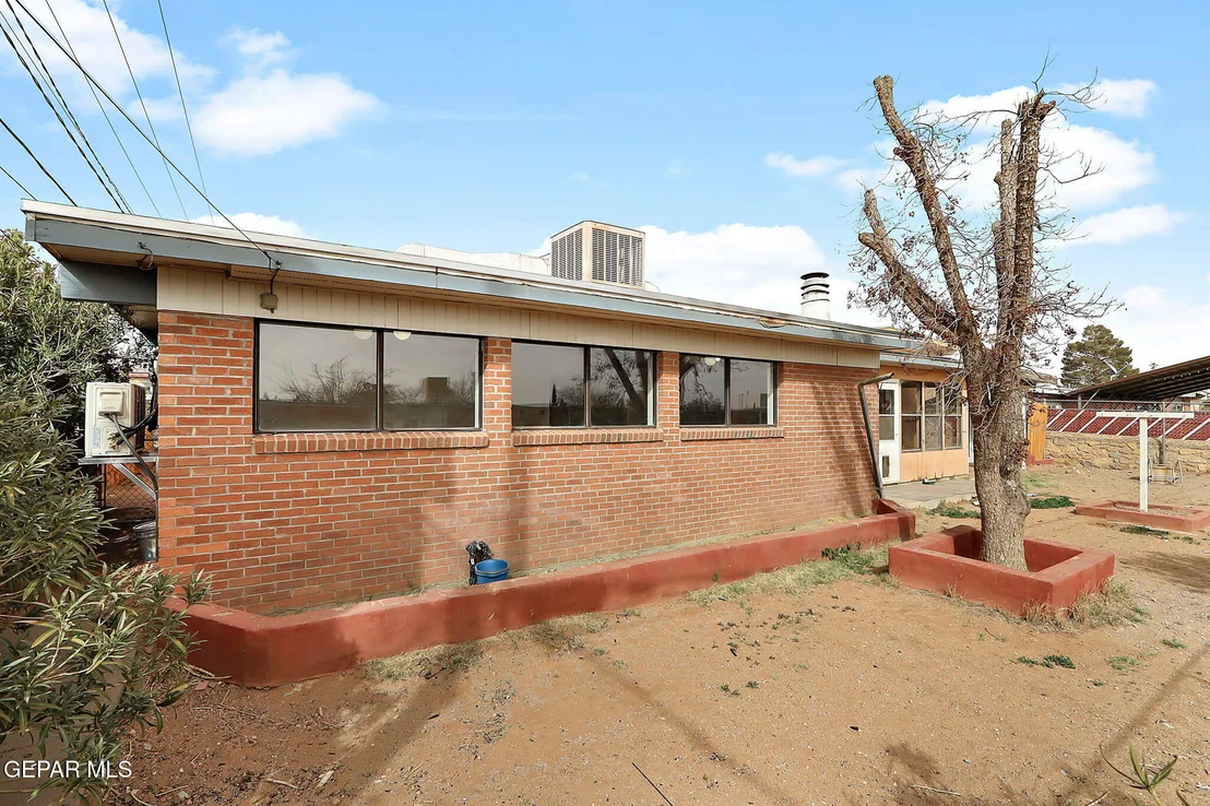 Photo of 5102 Mumm Lane