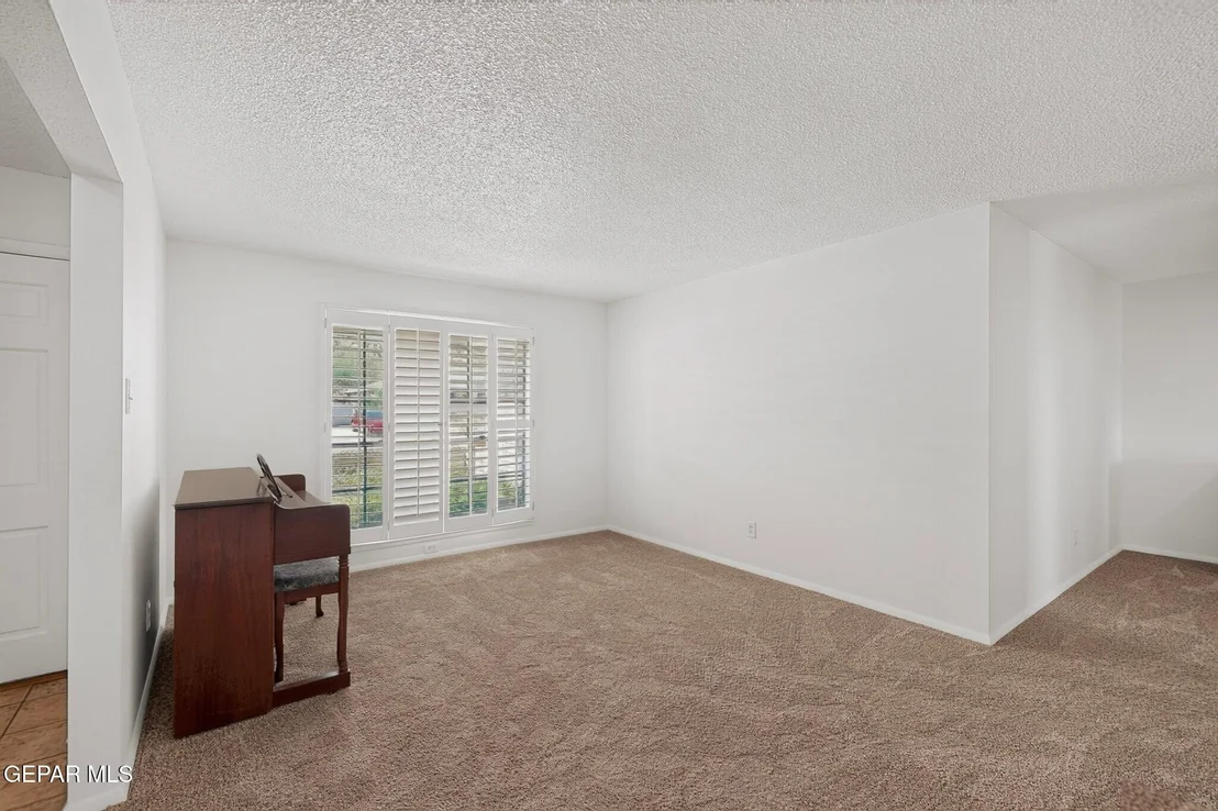 Photo of 6747 FIESTA Drive