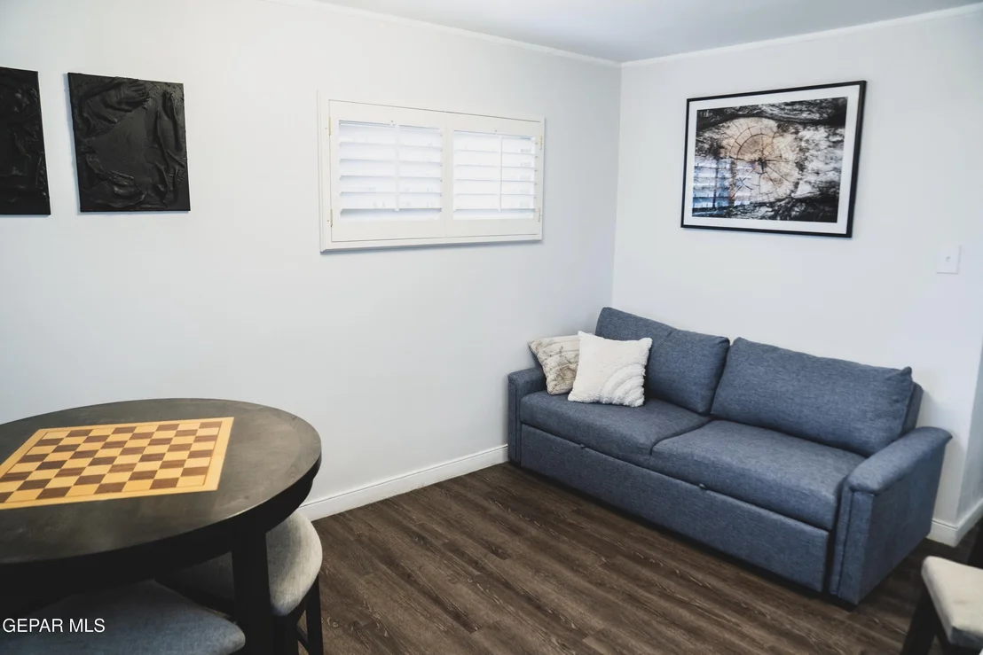 Photo of 7905 PARKLAND Drive