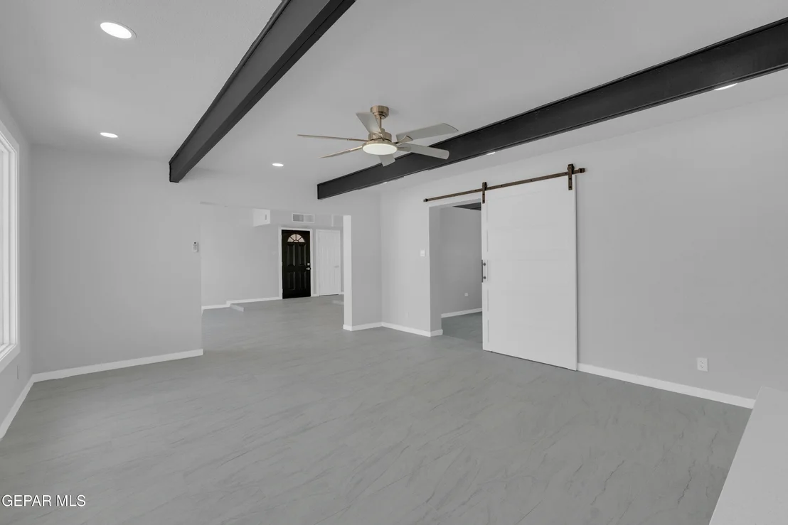 Photo of 5106 ANTONIO Avenue