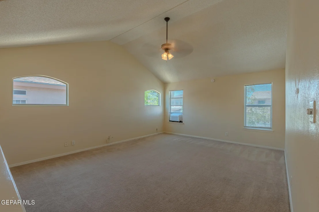 Photo of 5721 LAUREL CLARK Lane
