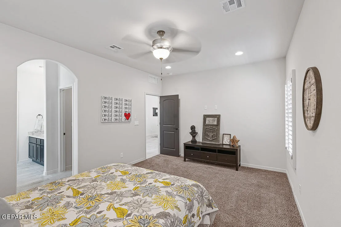Photo of 15245 Imagine Drive