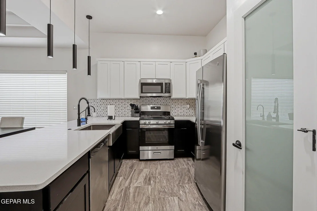 Photo of 7404 NORTE VALLEY Lane