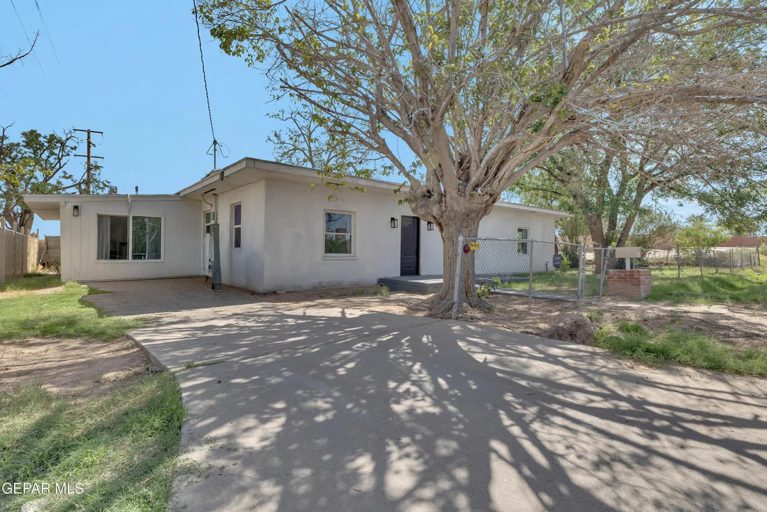 Photo of 8720 Aranda Lane