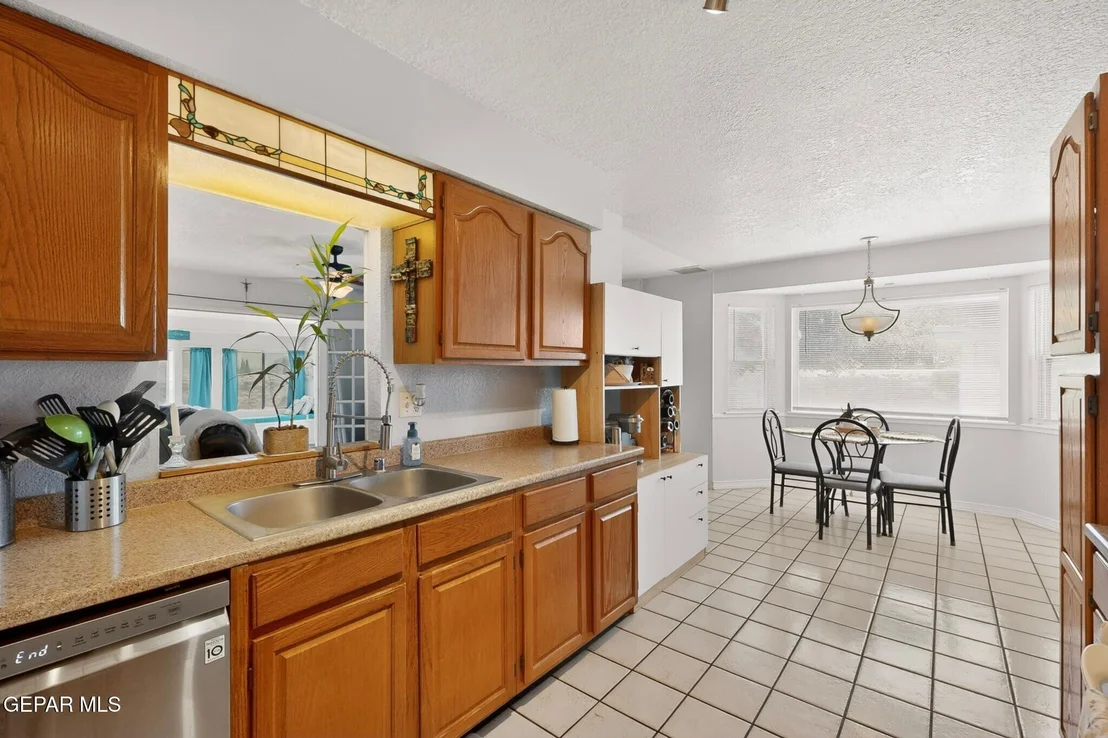 Photo of 10600 HERMES Drive