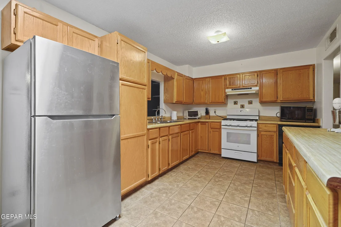 Photo of 9501 MCINTOSH Drive
