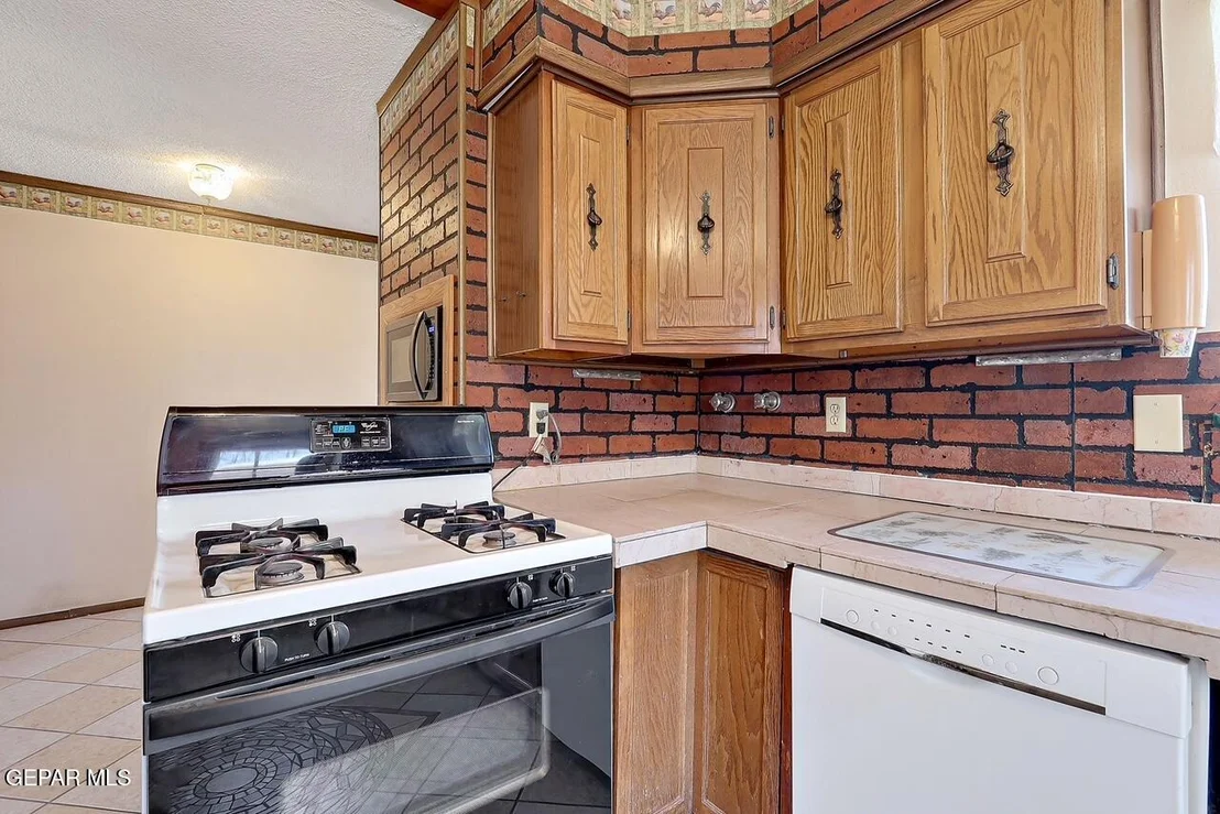 Photo of 5013 Debeers Drive