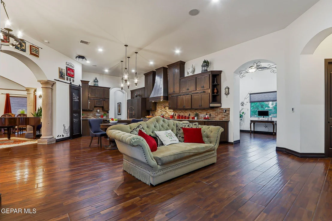 Photo of 6750 Gato Road