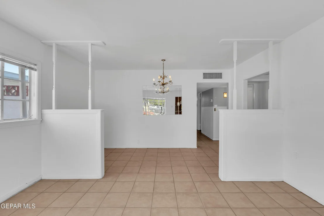 Photo of 1304 WAINWRIGHT Drive