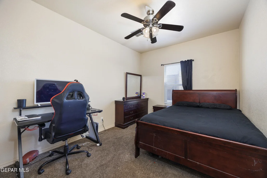Photo of 10501 Silvercloud Drive