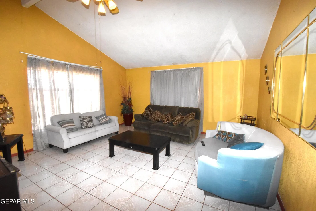 Photo of 809 COACH Road
