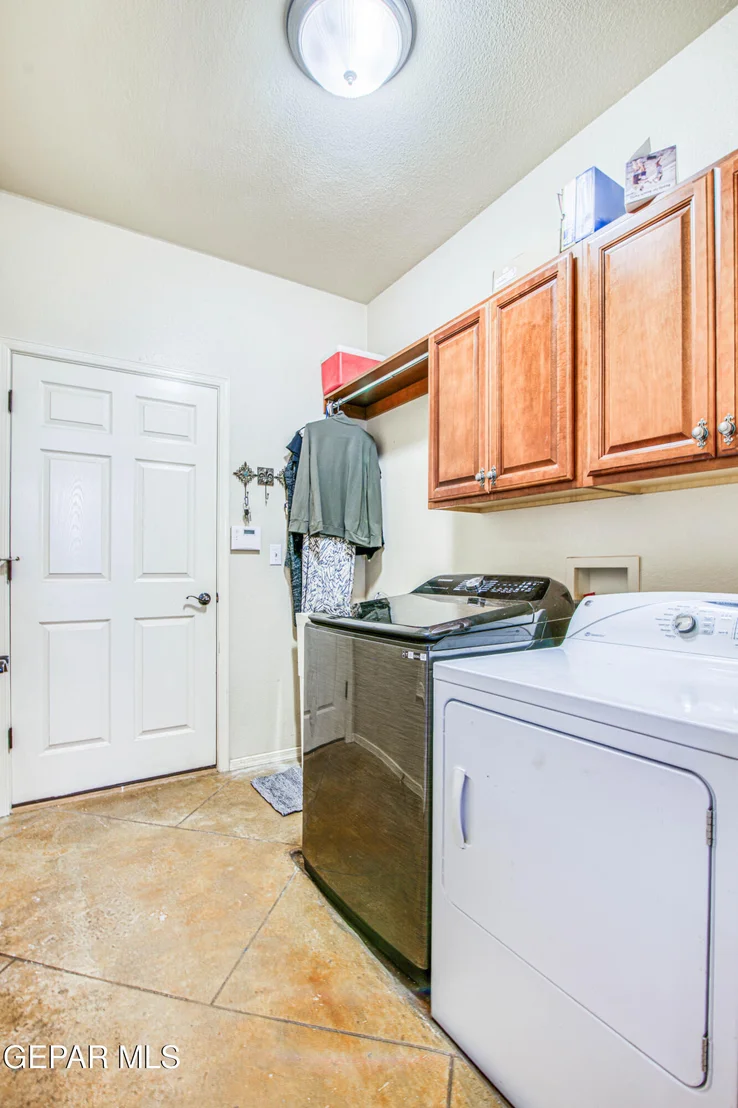 Photo of 5800 ANGEL Street