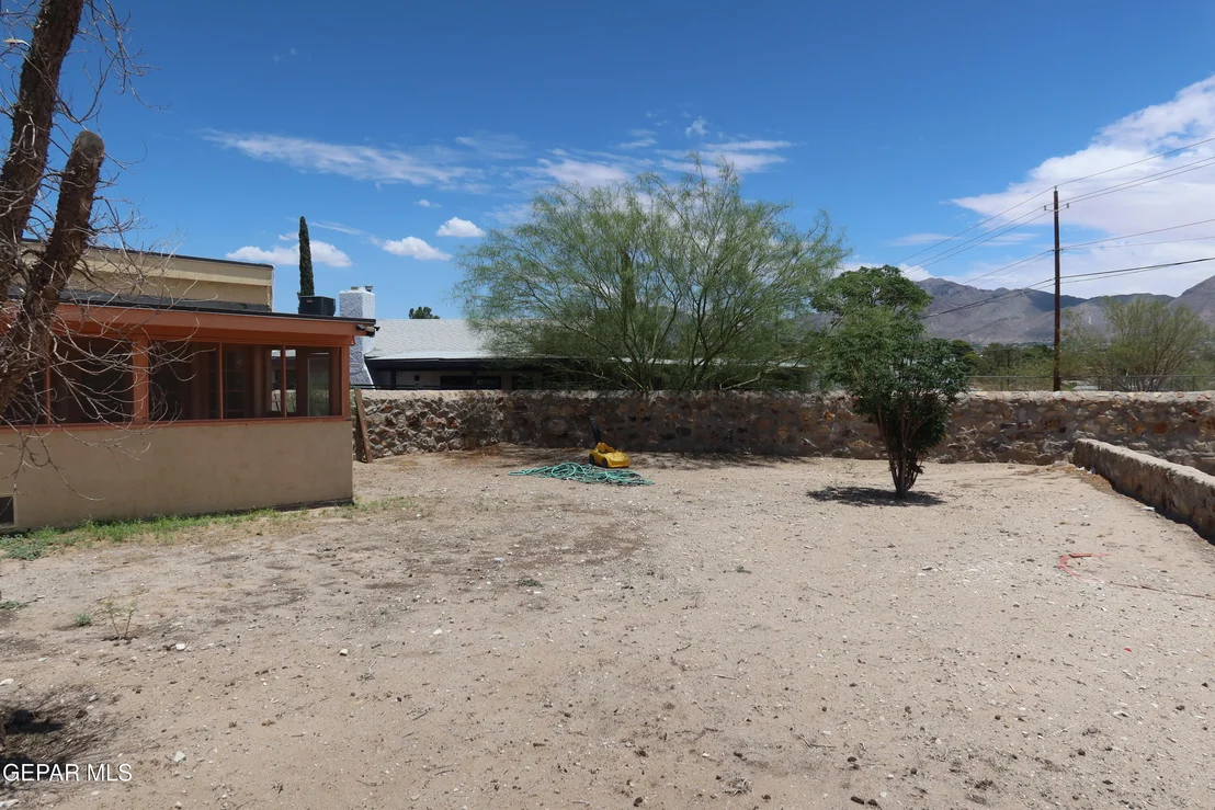 Photo of 836 DE LEON Drive