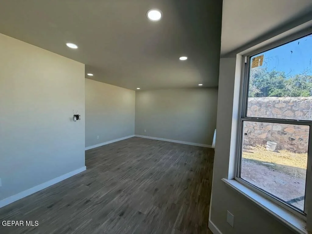 Photo of 4637 TUMBLEWEED Avenue