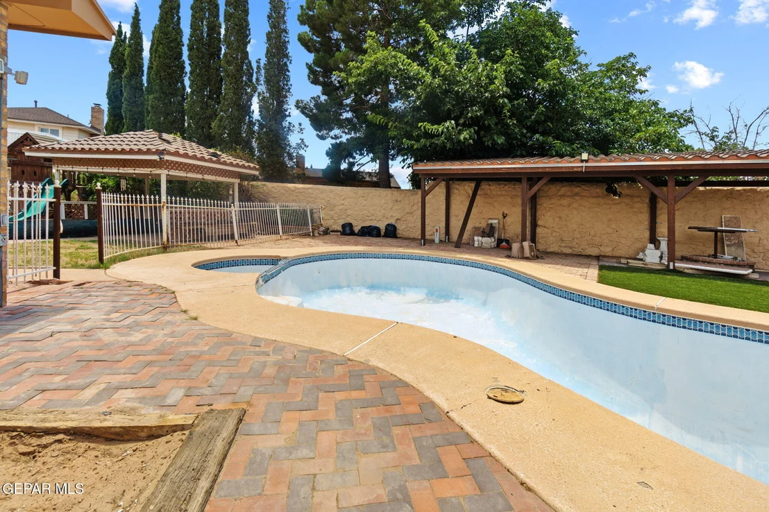 Photo of 2214 MERMAID Drive