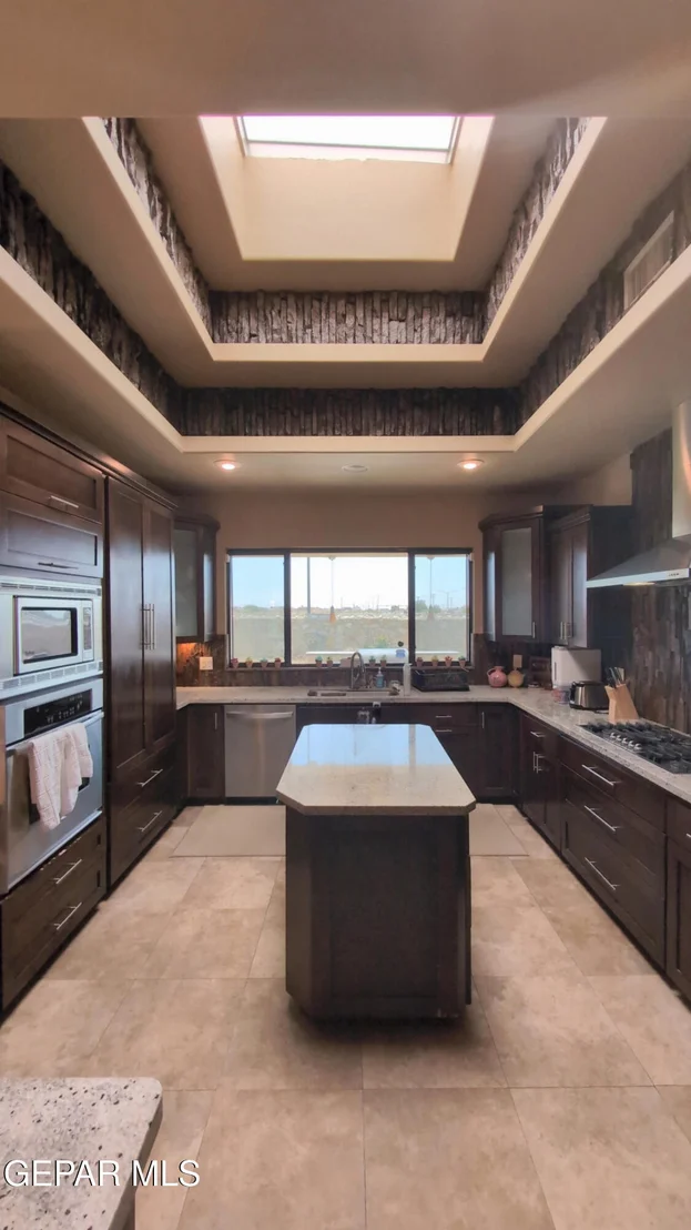 Photo of 14200 RAINBOW POINT Drive