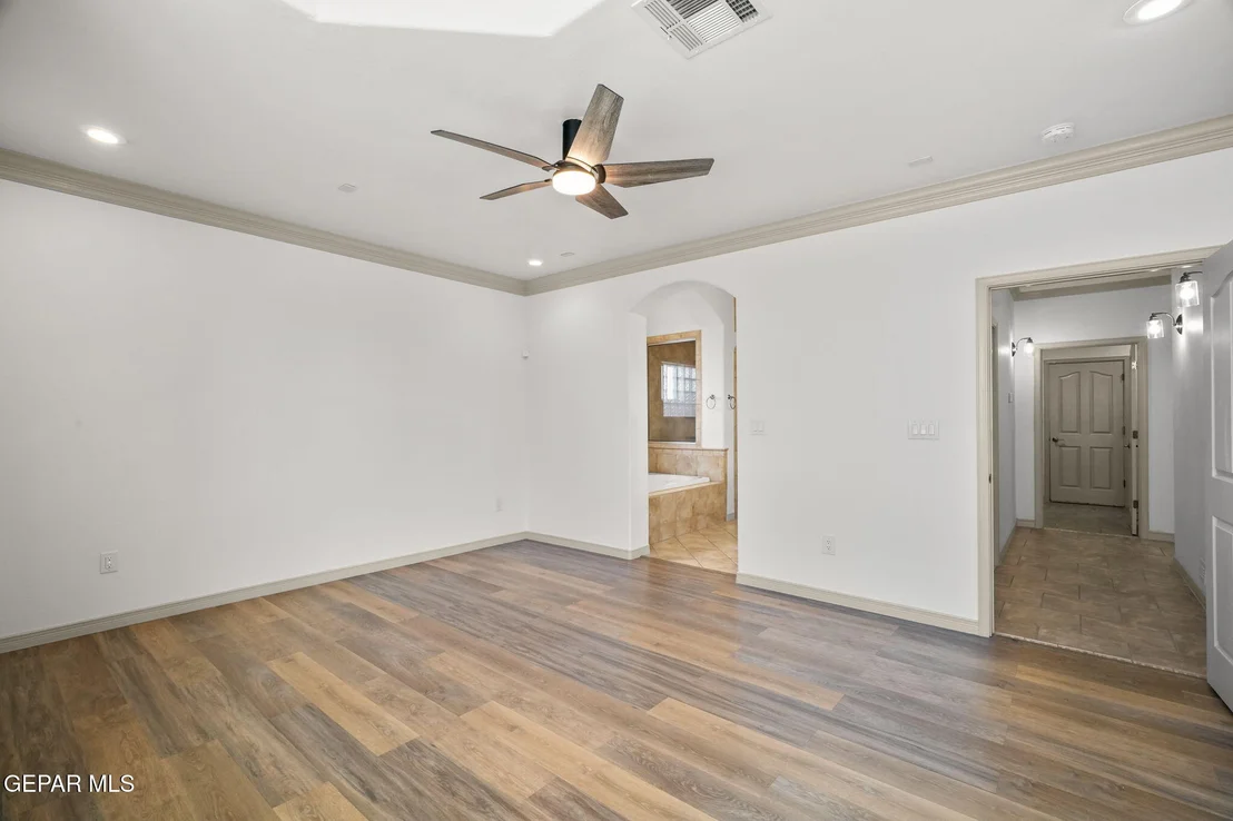 Photo of 6389 FRANKLIN TRAIL Drive
