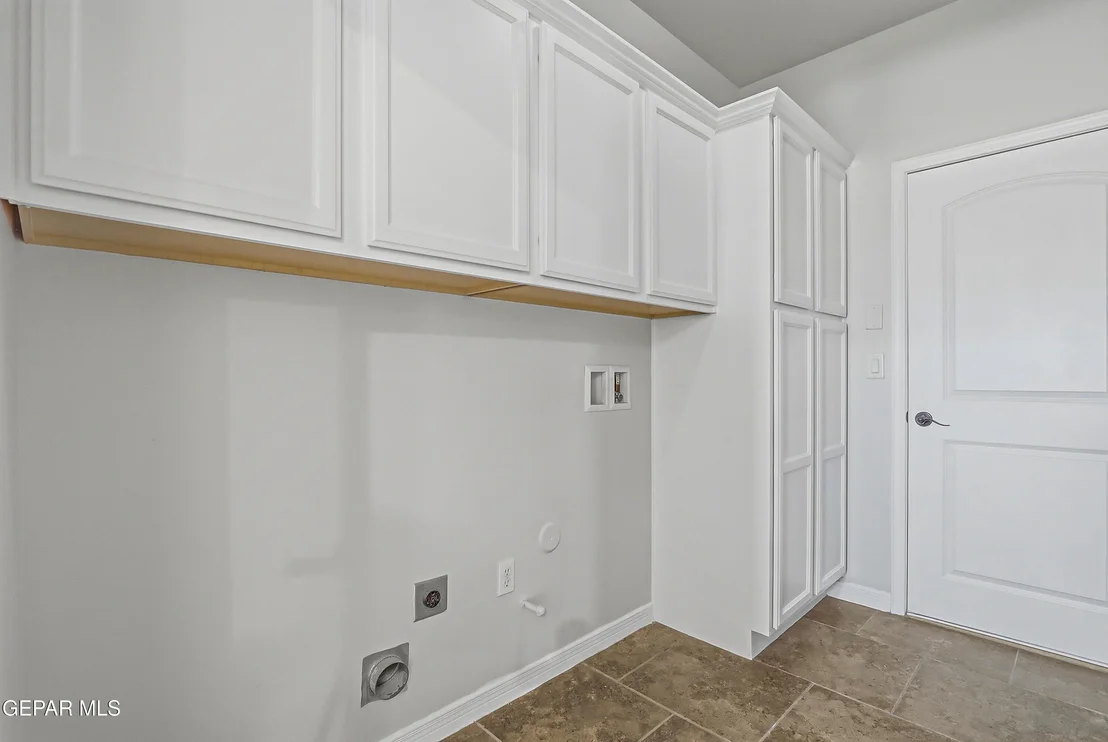 Photo of 1043 CHRIS FORBES Circle