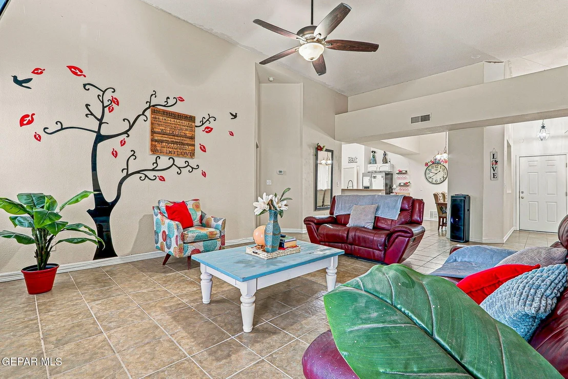 Photo of 835 SUN CITY PARK Court