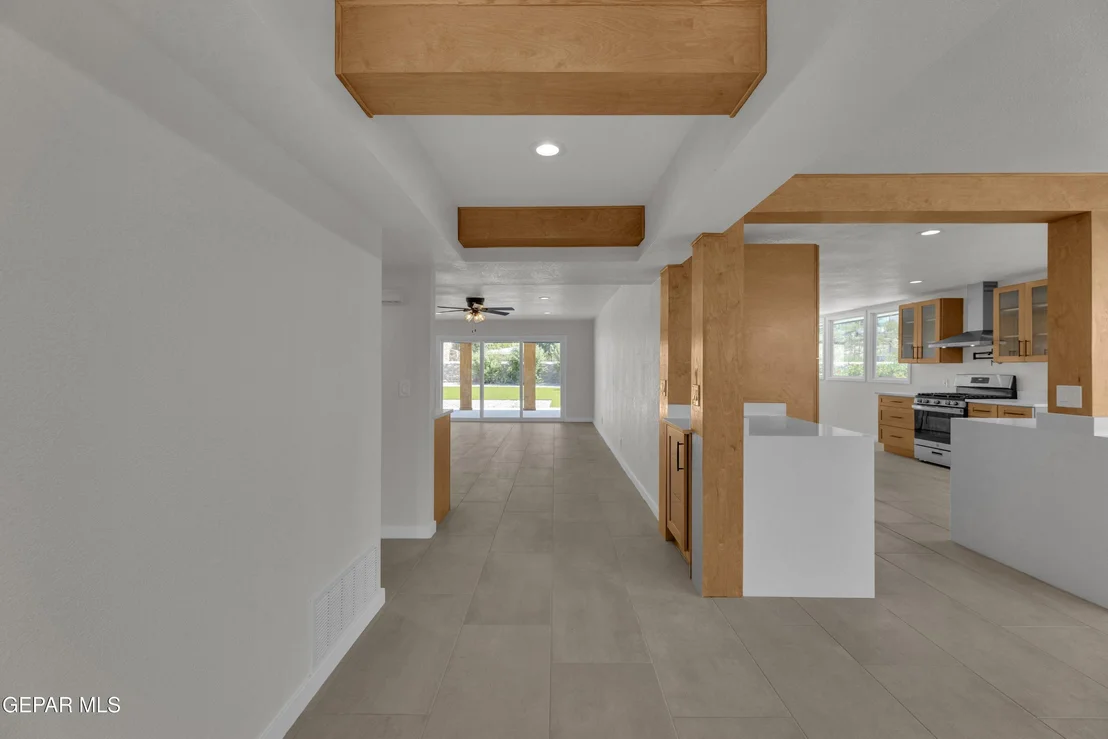 Photo of 4004 Flamingo Drive