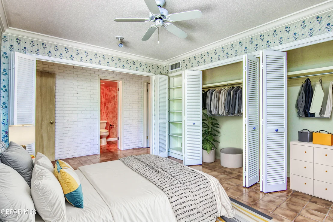 Photo of 6041 TORREY PINES Drive