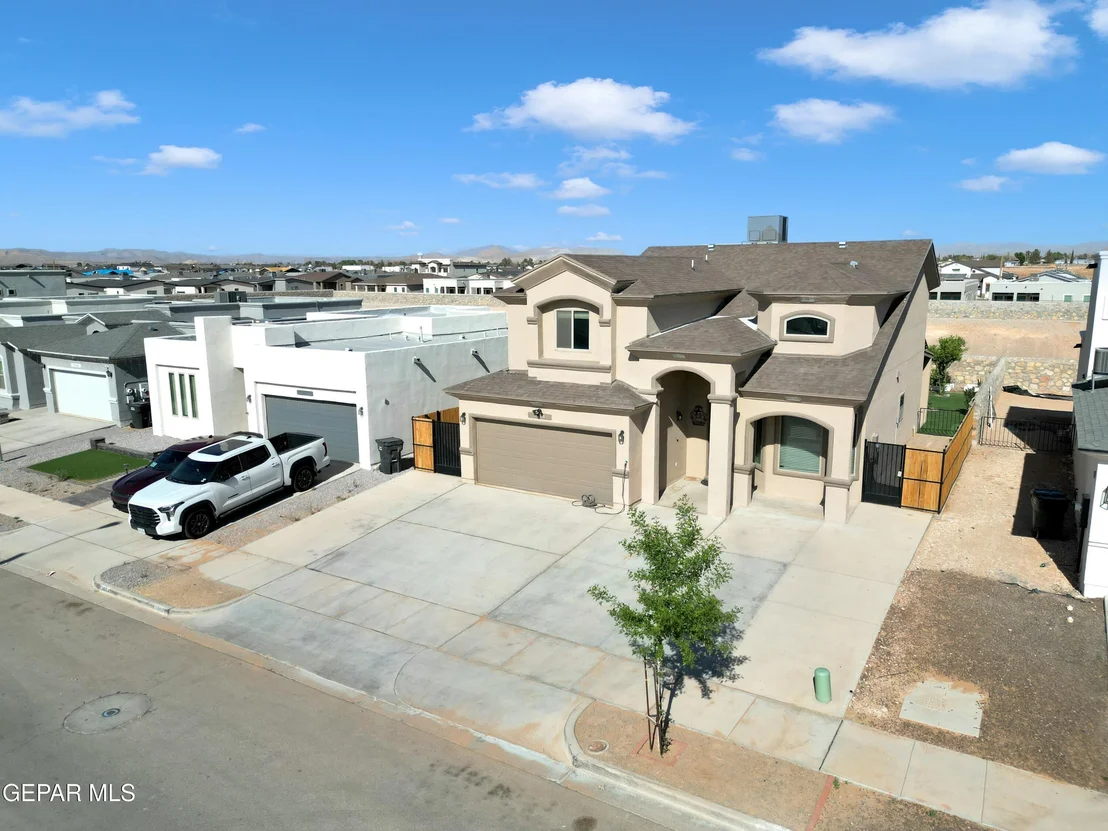 Photo of 3600 Essence Street