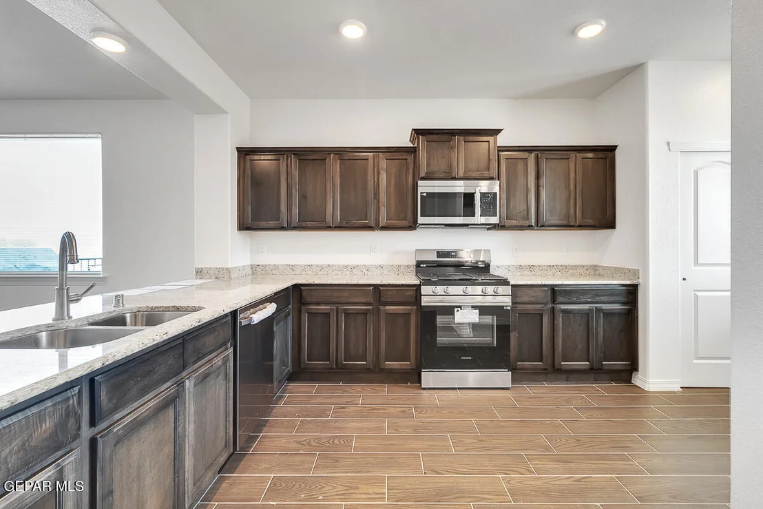 Photo of 3845 Object Place