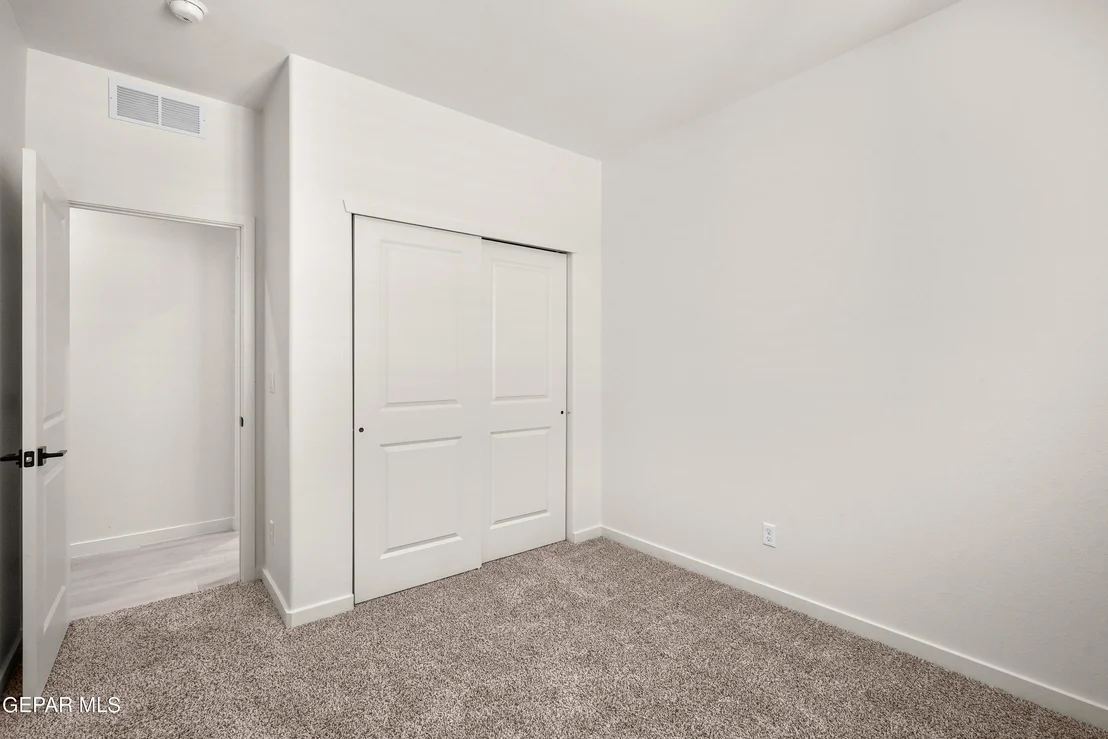 Photo of 13812 Summer View Avenue