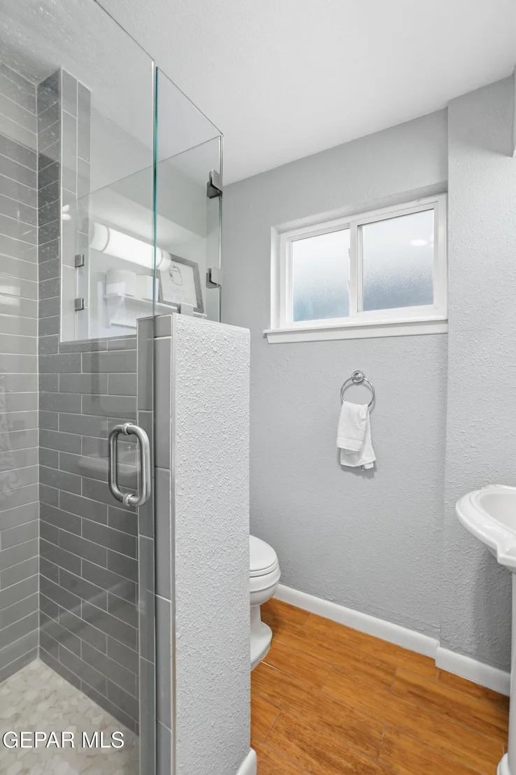 Photo of 6416 LOS ROBLES Drive