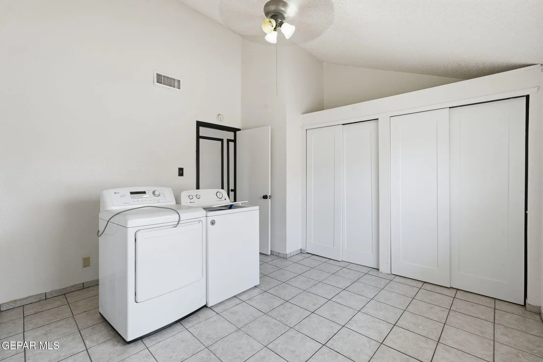 Photo of 10905 DIZZY DEAN Place